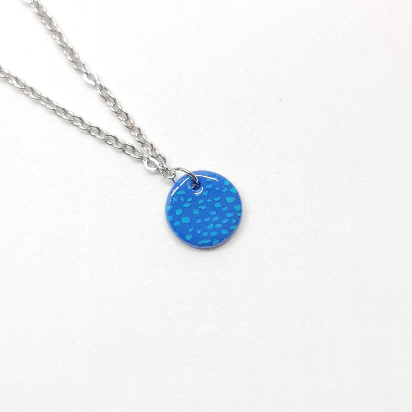 Blue Small Round Pendant Necklace