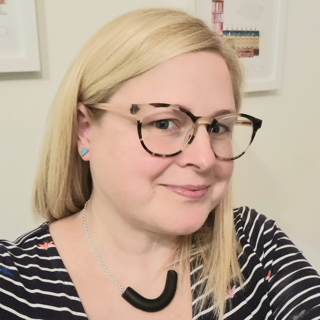 Chunky black necklace
